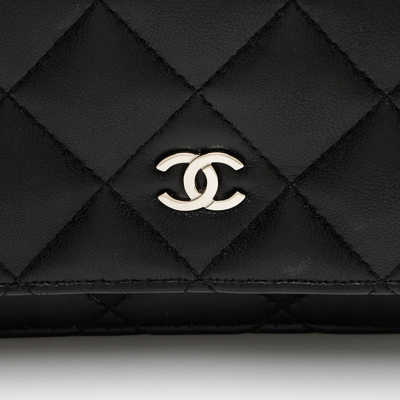 Chanel Lambskin Classic Wallet on Chain (SHF-zqvIju)