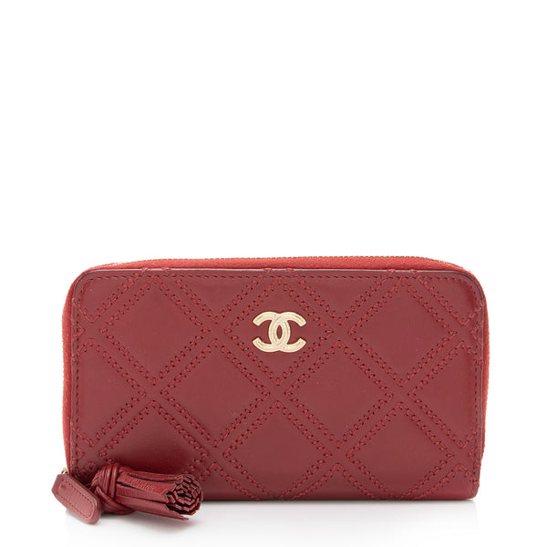 Chanel Lambskin Diamond Stitched CC Small Zip Around Wallet (SHF-w55x0Z)