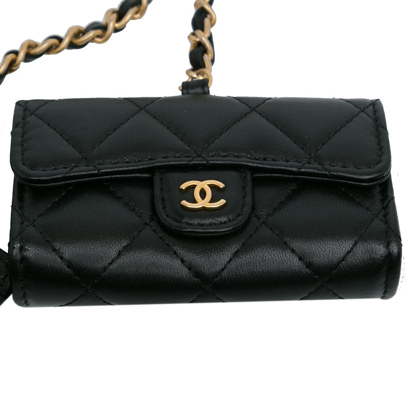 Chanel Lambskin Pearl Crown CC Wristlet Multi Pouches (SHG-CYcxUW)