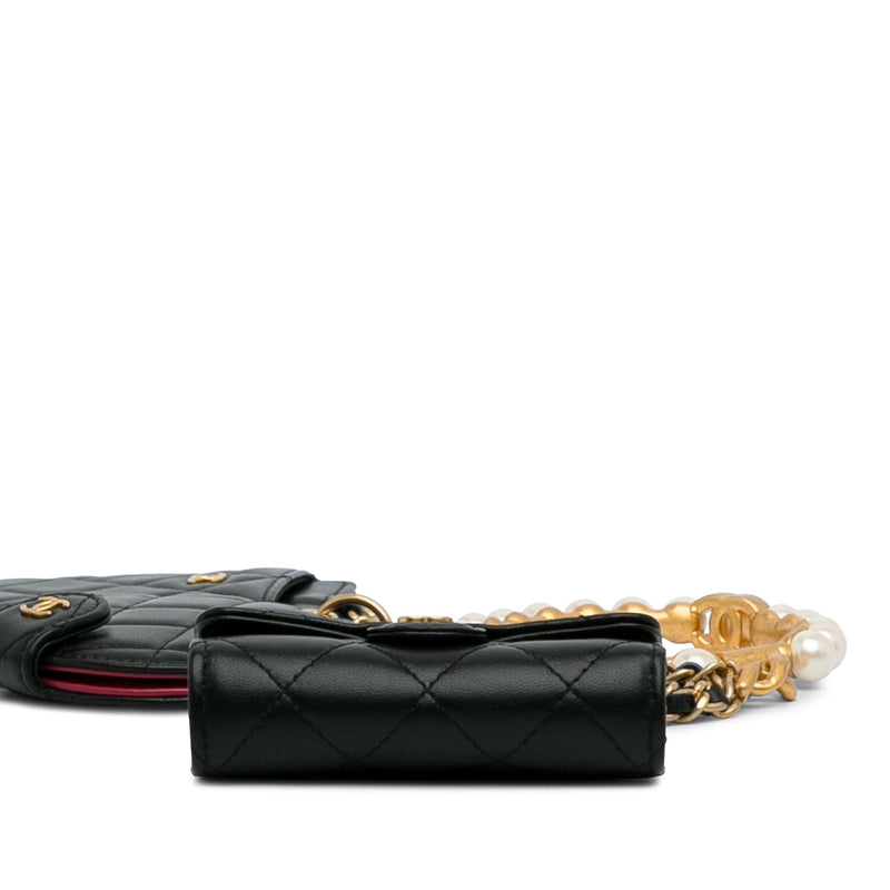 Chanel Lambskin Pearl Crown CC Wristlet Multi Pouches (SHG-mlpDtS)