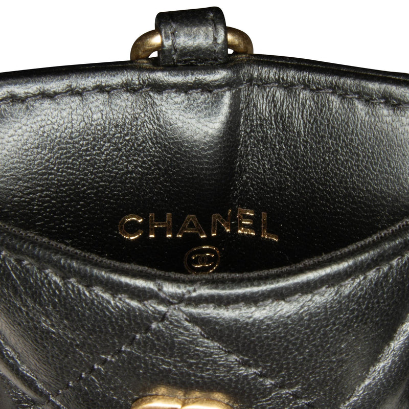 Chanel Lambskin Pearl Crown CC Wristlet Multi Pouches (SHG-mlpDtS)