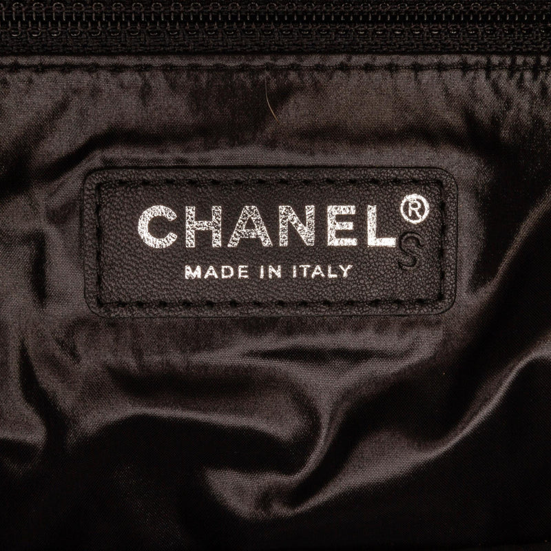 Chanel Logo Nylon Backpack (SHG-N6zdI9) – LuxeDH