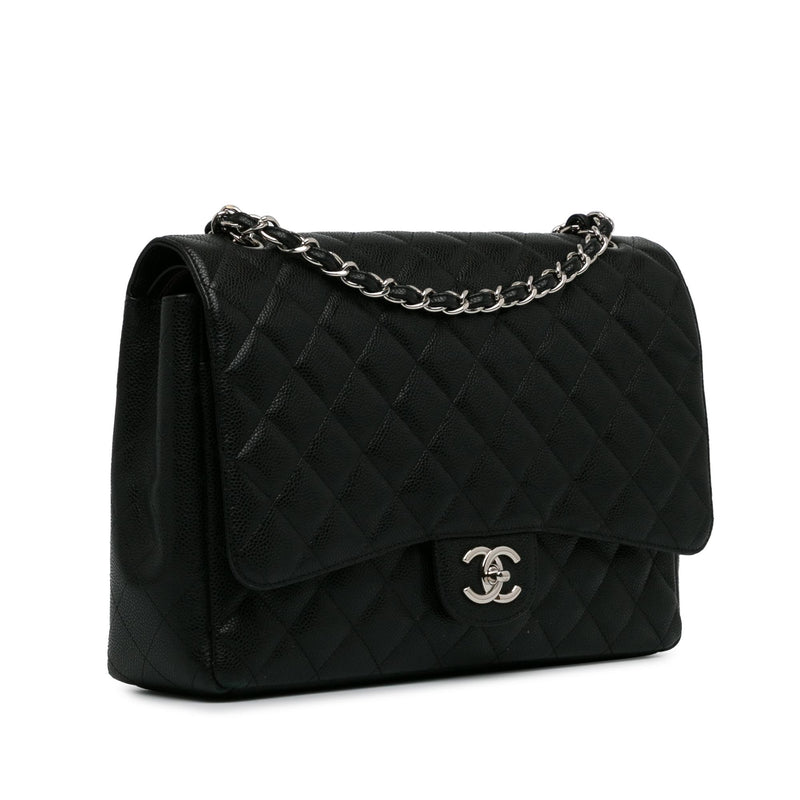 Chanel Maxi Classic Caviar Double Flap (SHG-UssHab)