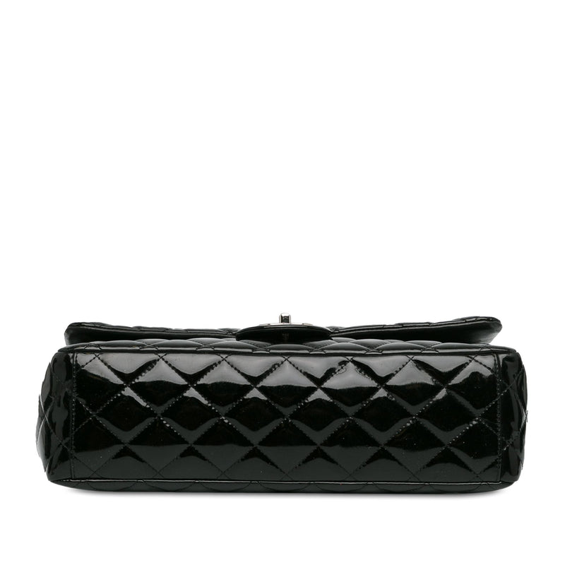 Chanel Maxi Classic Patent Double Flap (SHG-ZO43LK)