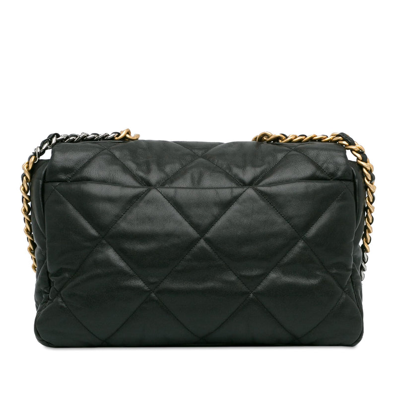 Chanel Maxi Lambskin 19 Flap (SHG-xugRcp)