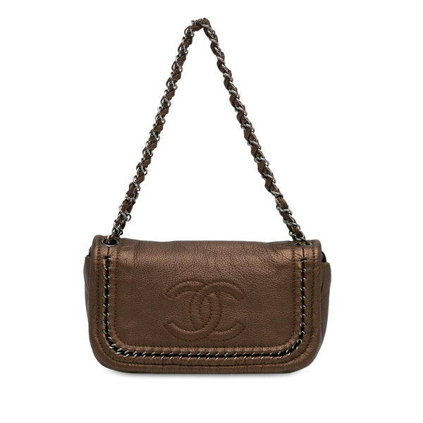 Chanel Medium Calfskin Luxe Ligne Flap (SHG-Mw3WxL)