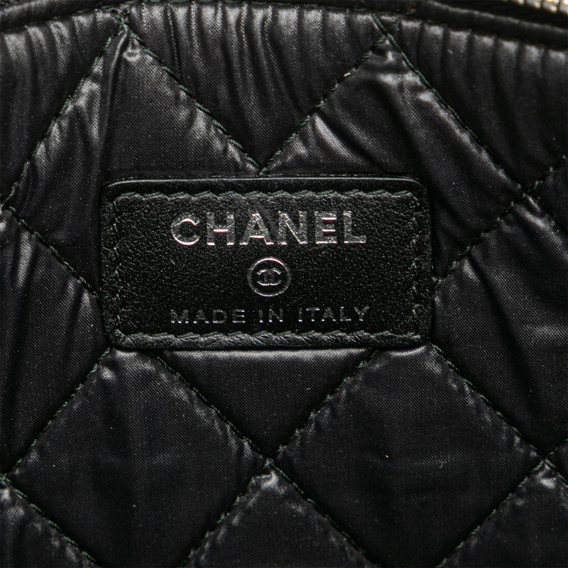 Chanel Medium Caviar Deauville Pouch (SHG-x91XSY)