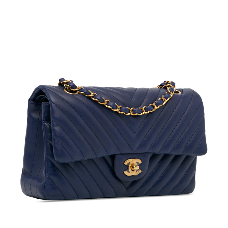 Chanel Medium Classic Chevron Lambskin Double Flap (SHG-HArZHX)