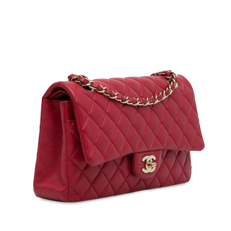 Chanel Medium Classic Lambskin Double Flap (SHG-6UdiQp)