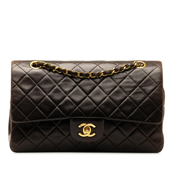 Chanel Medium Classic Lambskin Double Flap (SHG-xchk0A)