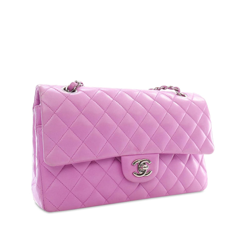 Chanel Medium Classic Lambskin Double Flap (SHG-JP2fgW)