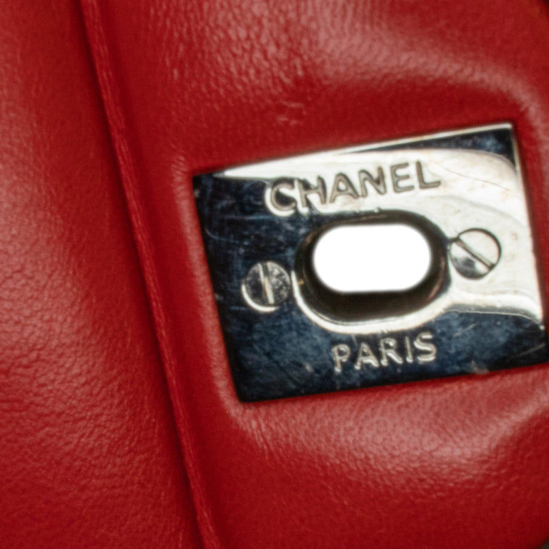 Chanel Medium Classic Lambskin Double Flap (SHG-RvTPyZ)