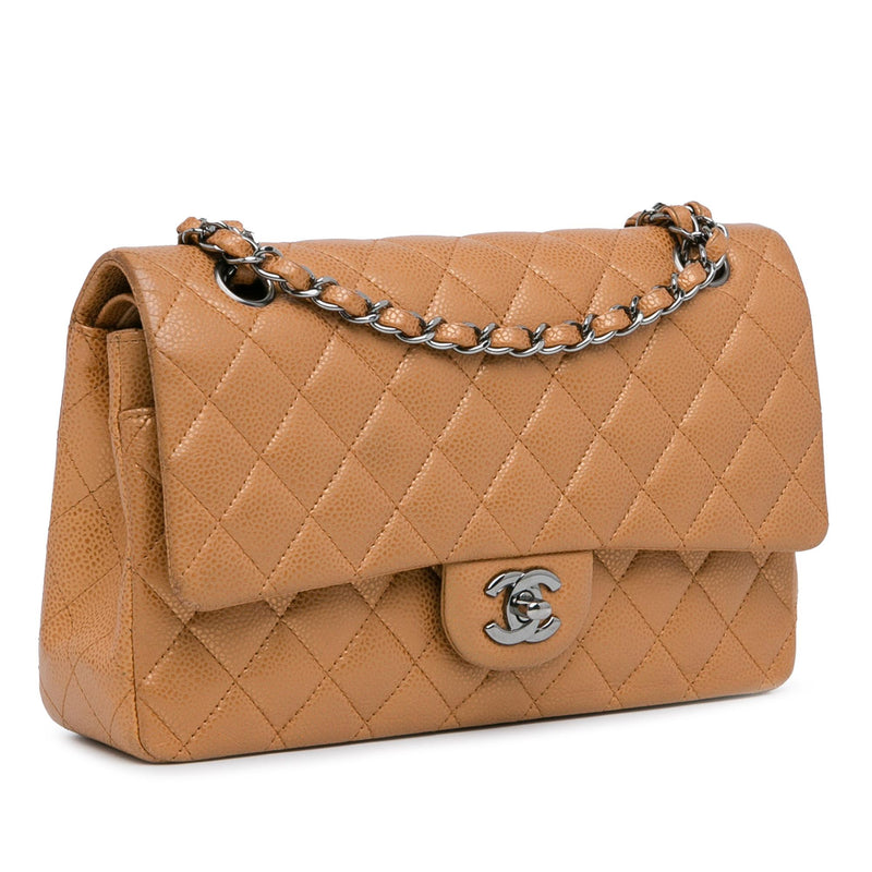 Chanel Medium Classic Metallic Caviar Double Flap (SHG-VjNNbF)