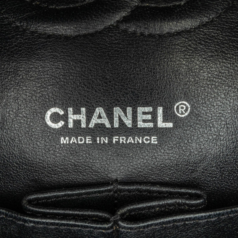 Chanel Medium Classic Patent Double Flap (SHG-cHqlRZ)