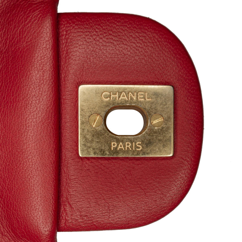 Chanel Medium Cruise Charm Lambskin Single Flap (SHG-eTHxYT)