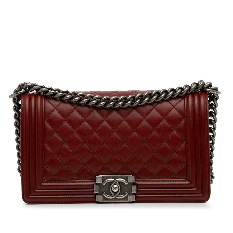 Chanel Medium Lambskin Boy Flap (SHG-rwJIri)