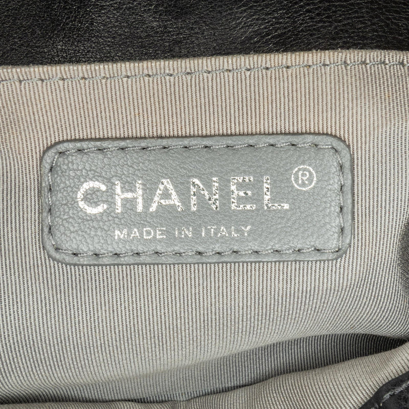 Chanel Medium Lambskin Stitch It Boy Flap (SHG-QrNhc7)