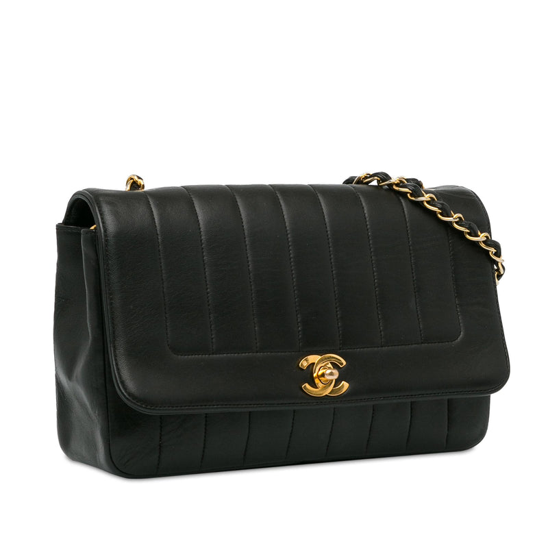 Chanel Medium Lambskin Vertical Border Flap (SHG-9mygPC)