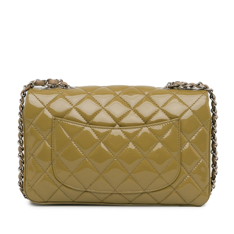 Chanel Medium Patent 3 Accordion Flap (SHG-PxIozj)