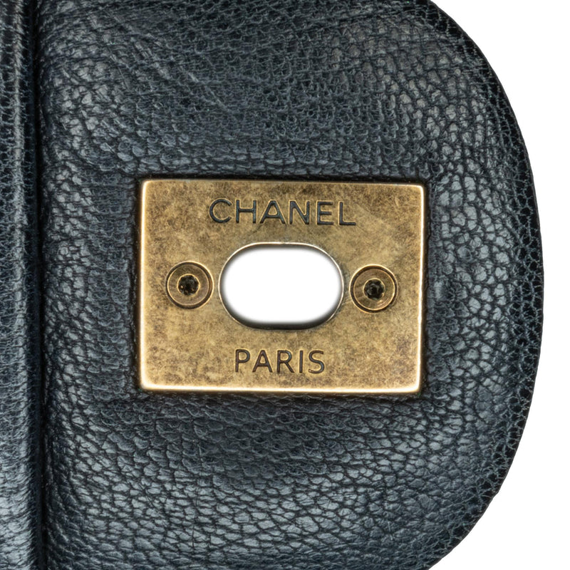 Chanel Medium Patent Goatskin CC Eyelet Flap (SHG-Et4xHu)