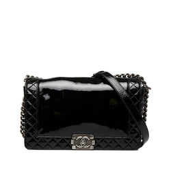 Chanel Medium Patent Reverso Boy Flap (SHG-uvsh6E)