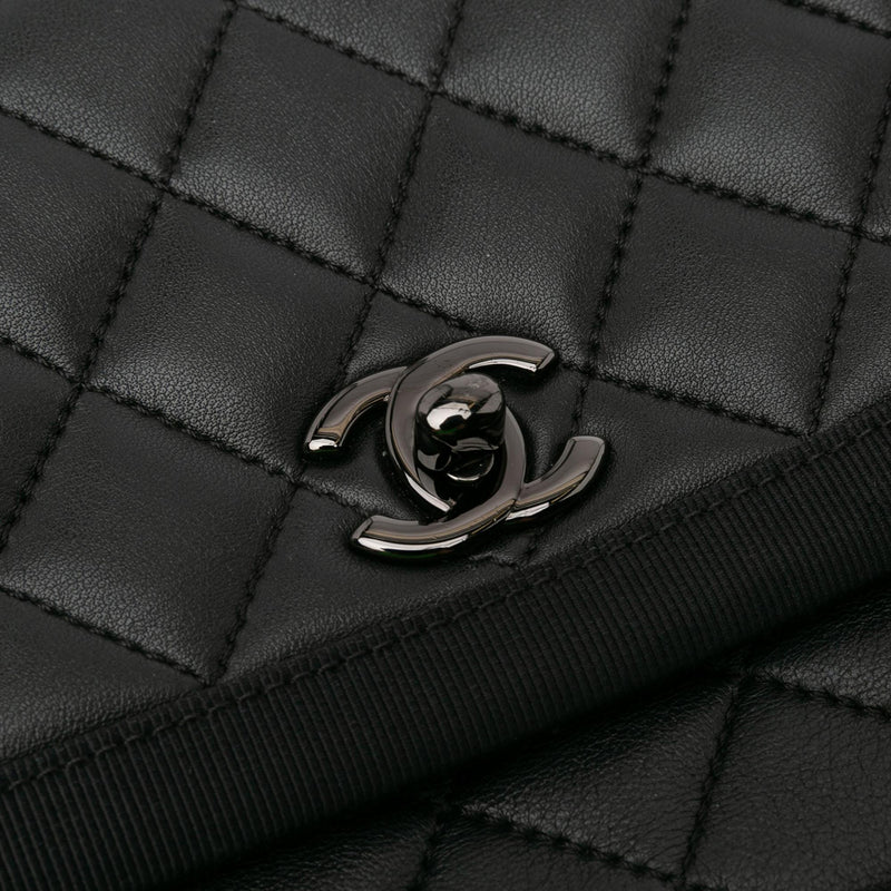 Chanel Medium Quilted Lambskin Grosgrain Two Tone Flap (SHG-IGkksY)