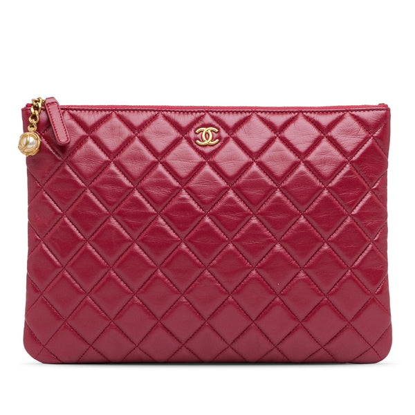 Chanel Medium Quilted Lambskin O Case Clutch (SHG-wDy0Mj)