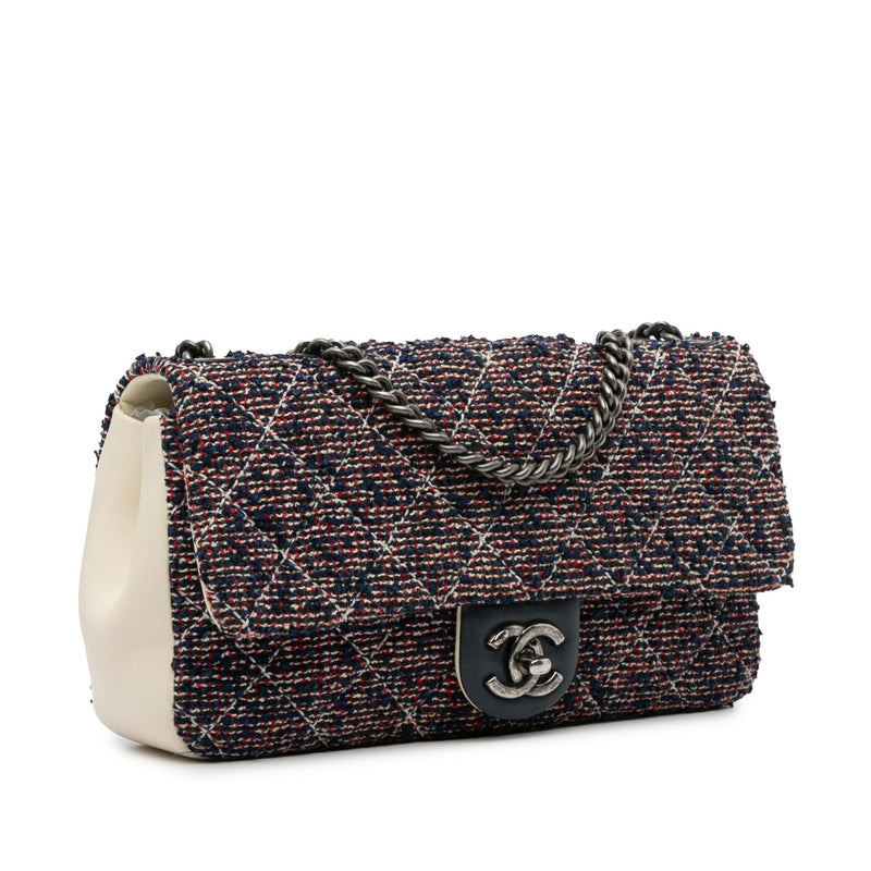 Chanel Medium Tweed Single Flap (SHG-2oV8gp)