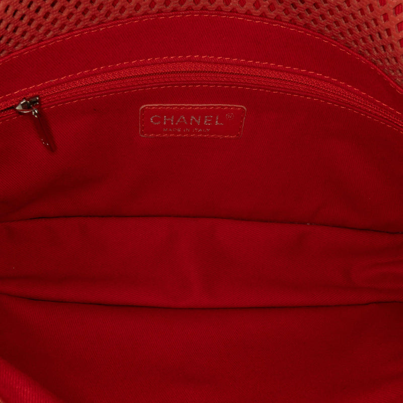 Chanel Medium Up In The Air Flap (SHG-MDnAVn)