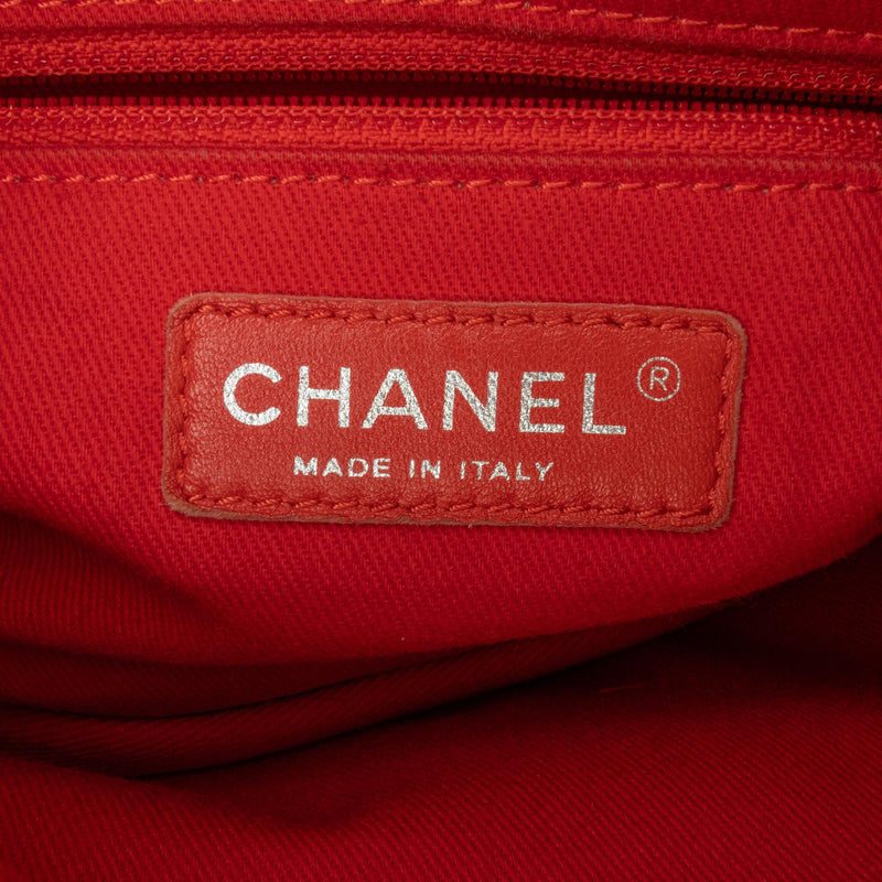 Chanel Medium Up In The Air Flap (SHG-MDnAVn)