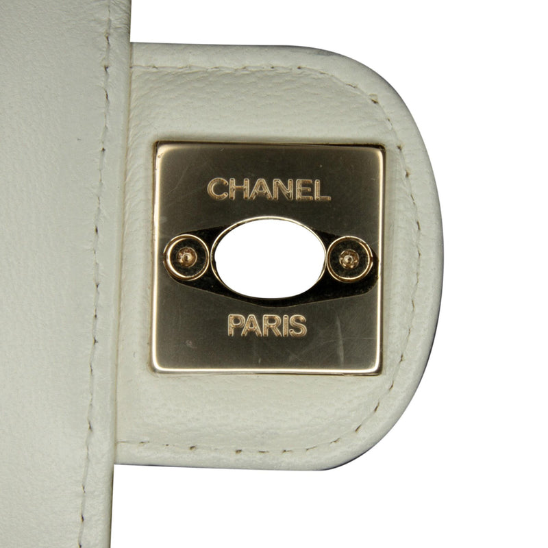 Chanel Mini CC in Love Heart Crossbody (SHG-RVQMkk)