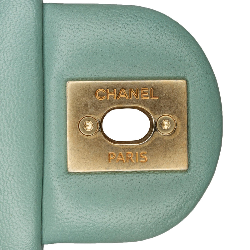 Chanel Mini Lambskin In The Loop Flap (SHG-YZnOKG)