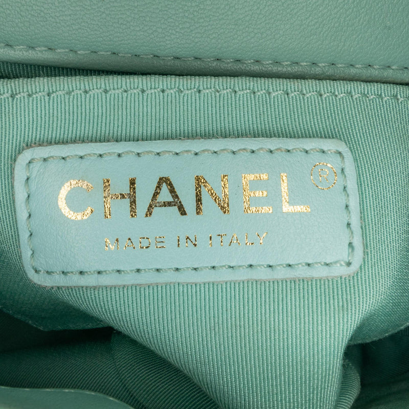 Chanel Mini Lambskin In The Loop Flap (SHG-YZnOKG)