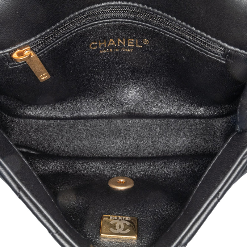 Chanel Mini Quilted Lambskin Heart Charms Flap (SHG-8hWUGQ)