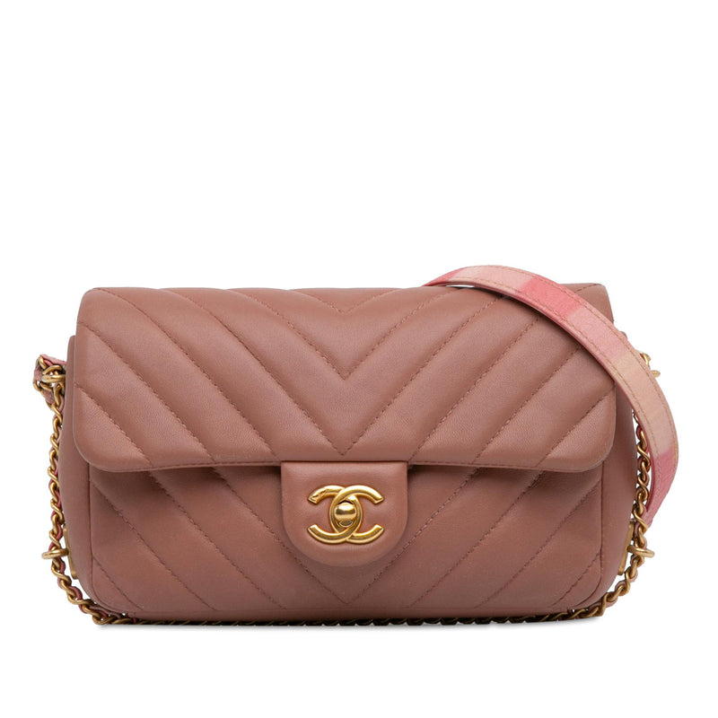 Chanel Mini Rectangular Chevron Lambskin Chain Around Flap (SHG-MXUjLx)