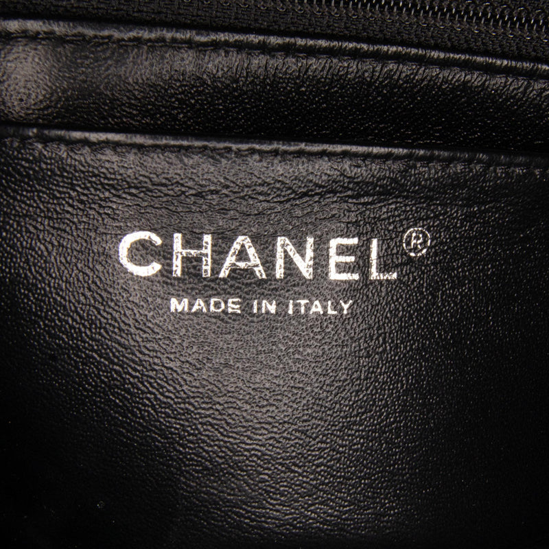 Chanel Mini Rectangular Classic Patent Single Flap (SHG-foRix8)