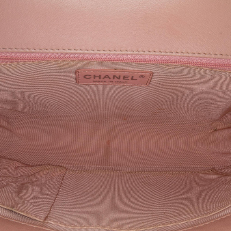 Chanel New Medium Lambskin Boy Flap (SHG-E3e9vY)