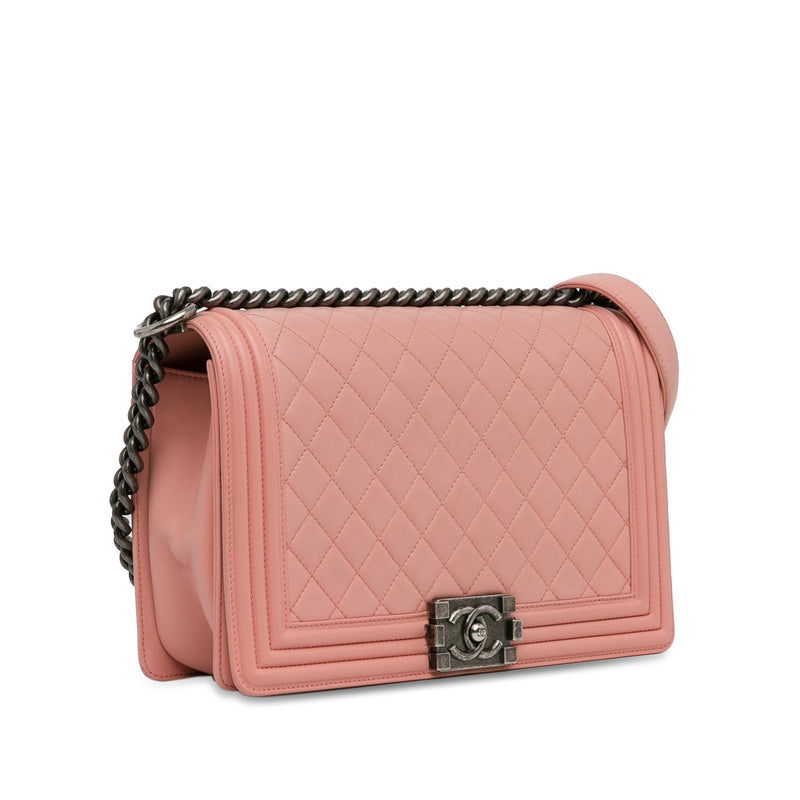 Chanel New Medium Lambskin Boy Flap (SHG-E3e9vY)