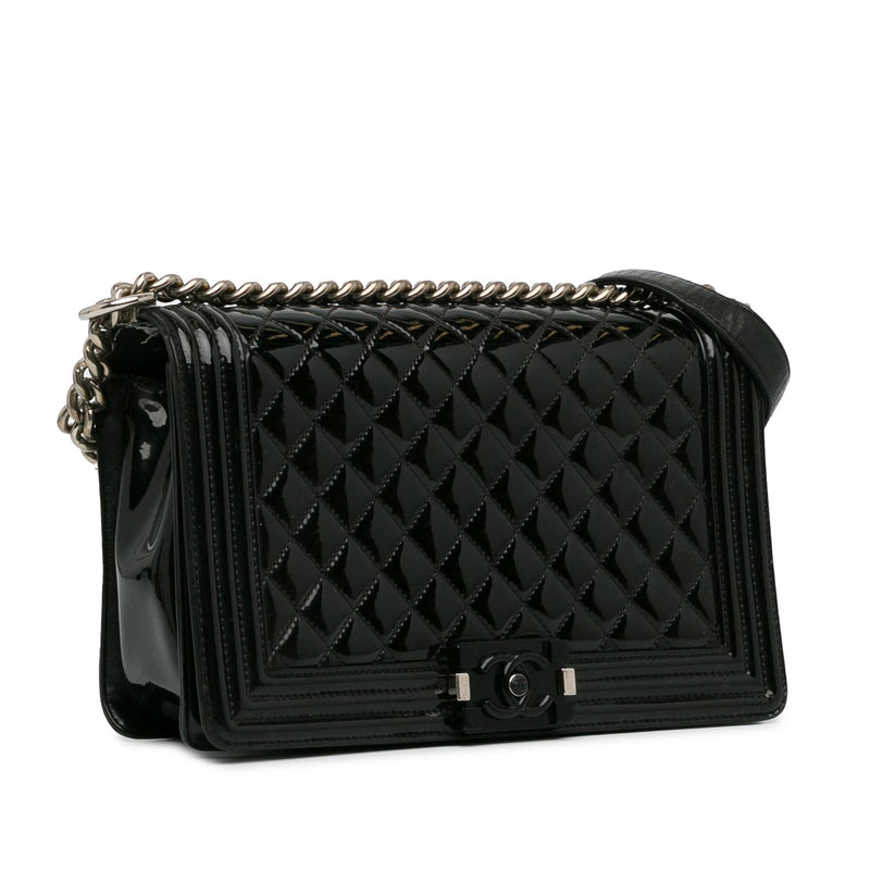 Chanel New Medium Patent Boy Flap (SHG-qryhXJ)