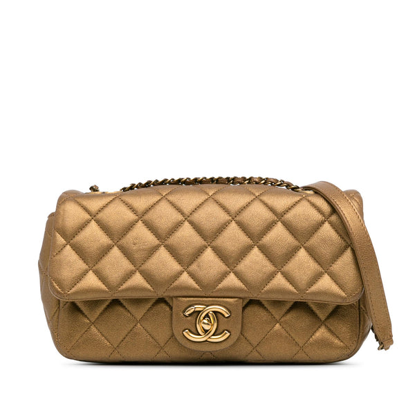 Chanel Paris-Salzburg Metallic Lambskin CC Eyelet Flap (SHG-E5PCT2)