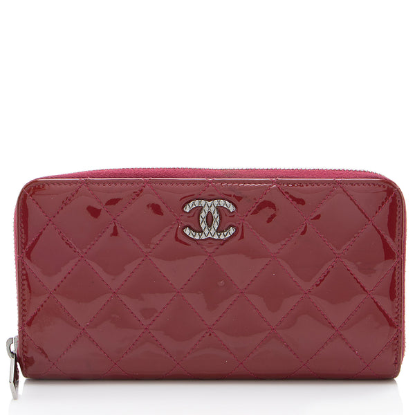 Chanel Patent Leather CC Zip Around Wallet (SHF-zqWAz7)