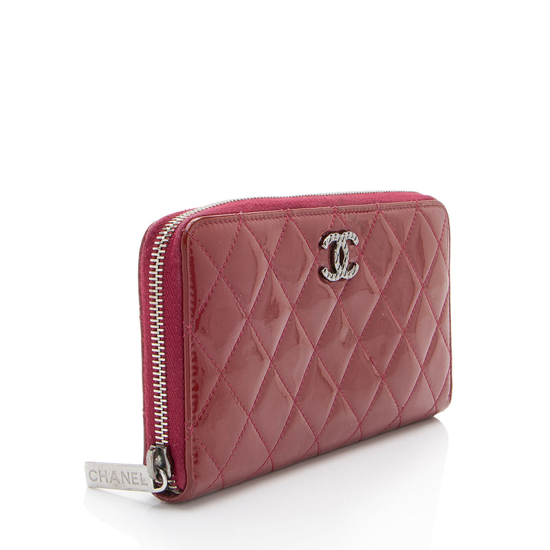 Chanel Patent Leather CC Zip Around Wallet (SHF-zqWAz7)