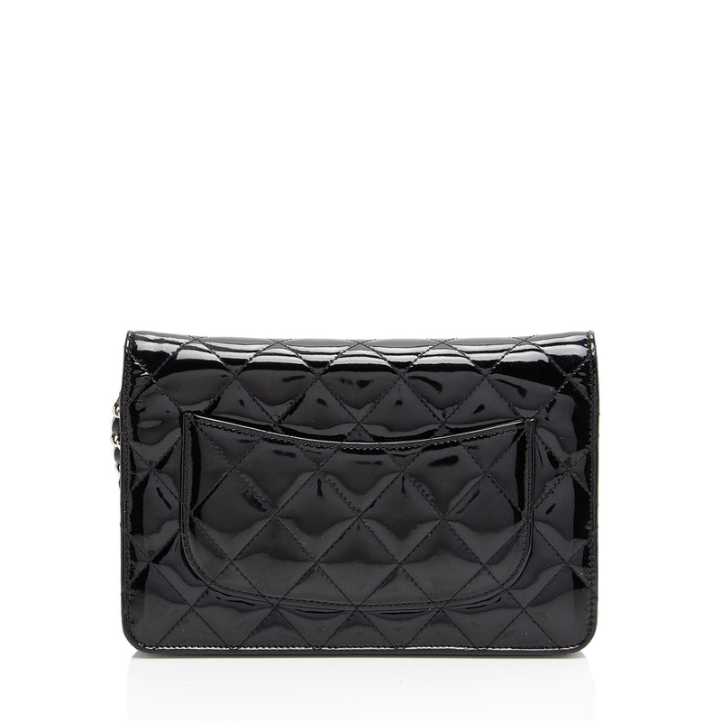 Chanel Patent Leather Classic Wallet on Chain (SHF-sMkM9h)