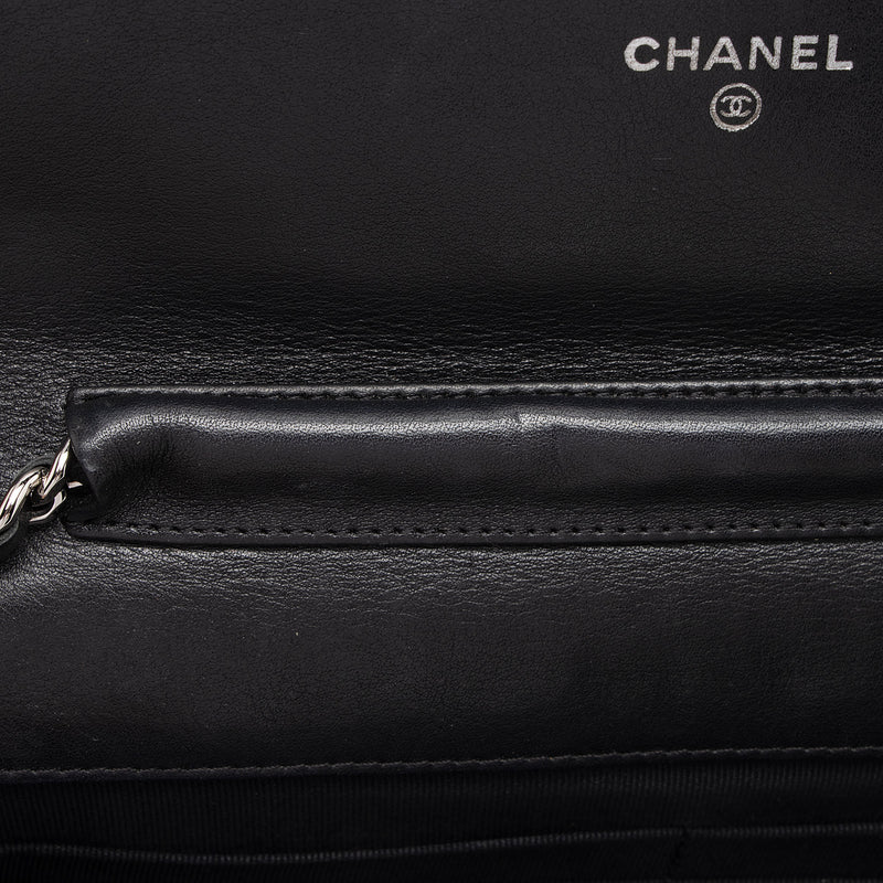 Chanel Patent Leather Classic Wallet on Chain (SHF-sMkM9h)