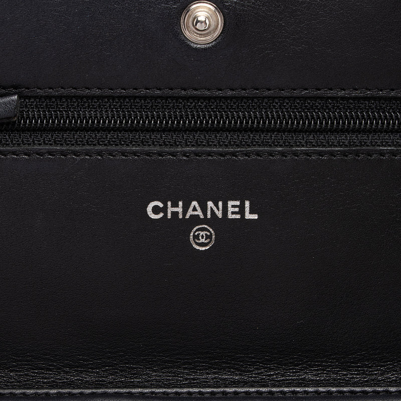 Chanel Patent Leather Classic Wallet on Chain (SHF-sMkM9h)