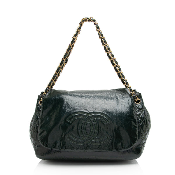 Chanel Patent Vinyl Rock and Chain Large Shoulder Bag (SHF-X1iQCV)