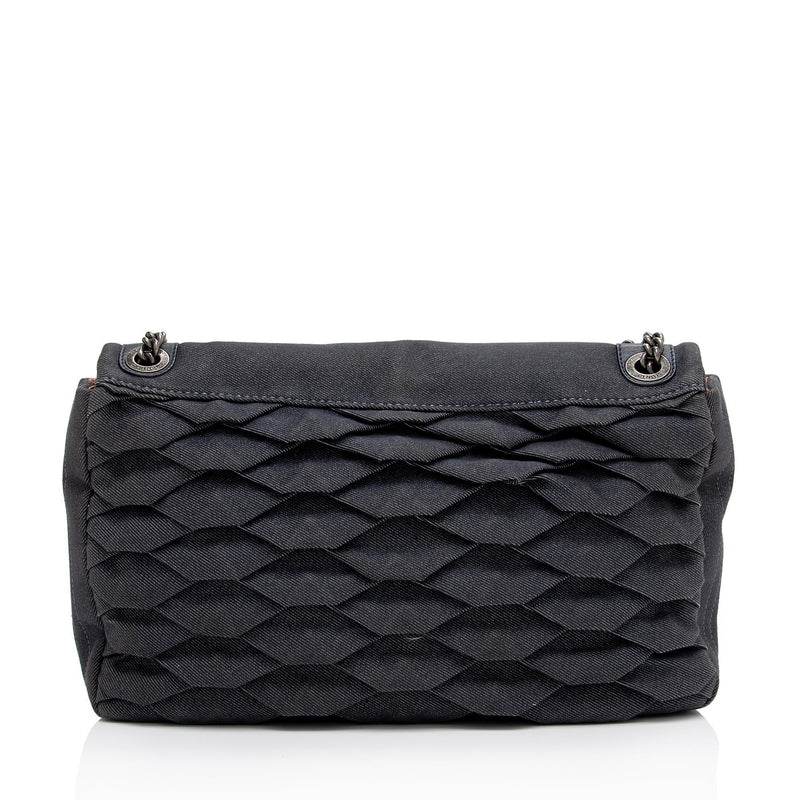 Chanel Pleated Denim Turtle Flap Bag (SHF-2bTG49) – LuxeDH