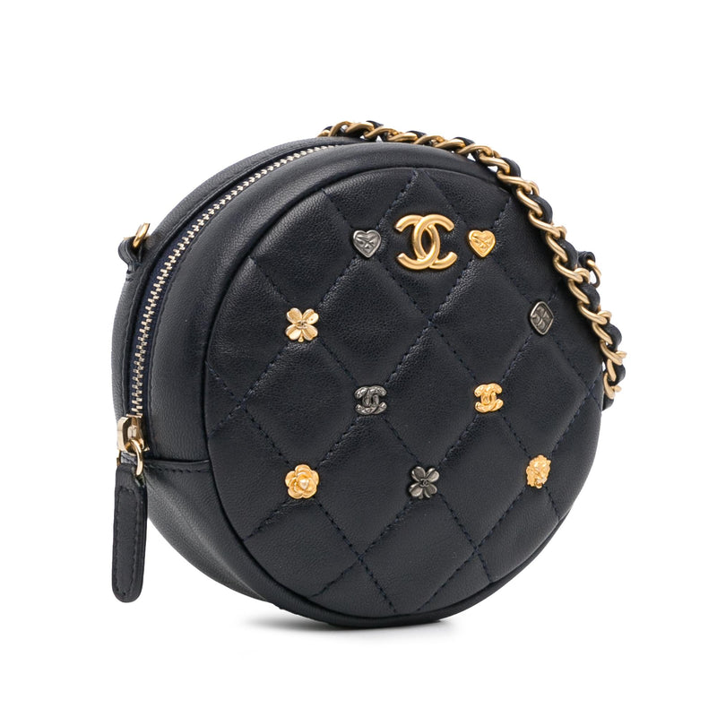 Chanel Quilted Lambskin Lucky Charms Round Clutch with Chain (SHG-OY6cPQ)