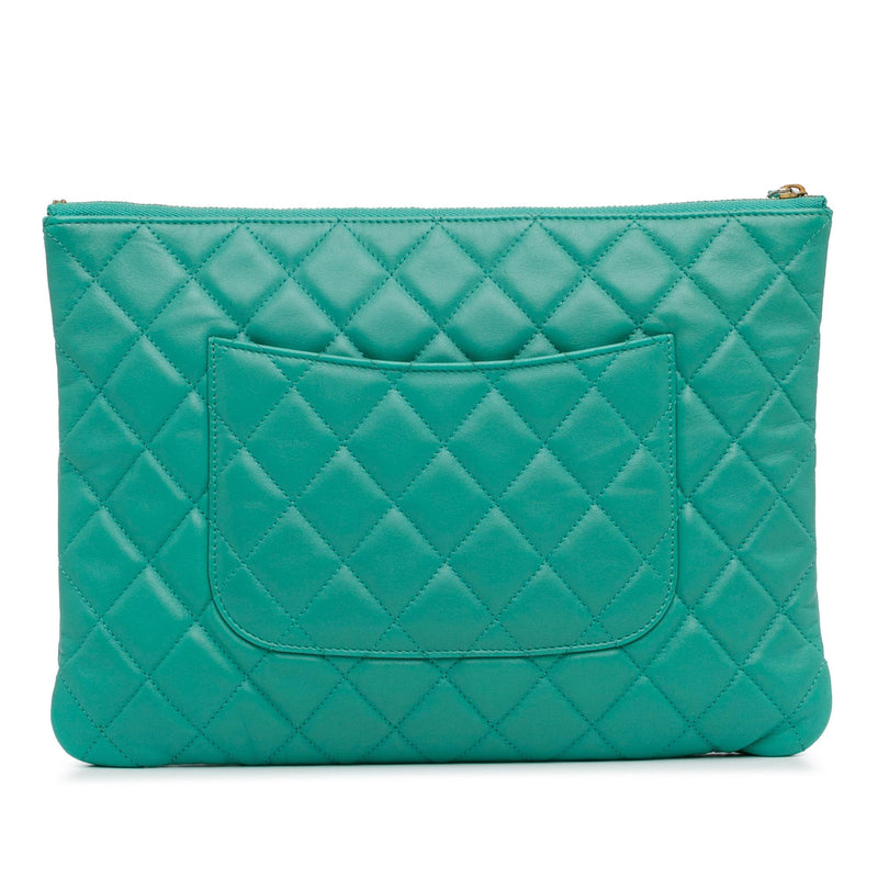 Chanel Quilted Lambskin O-Case Clutch (SHG-2sVTGN)