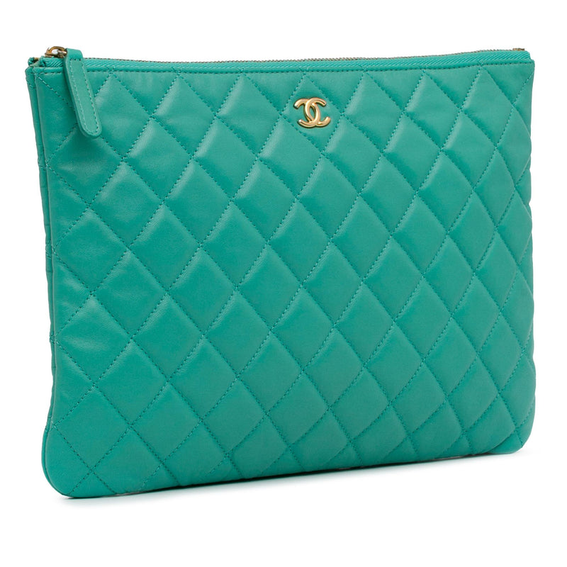 Chanel Quilted Lambskin O-Case Clutch (SHG-2sVTGN)